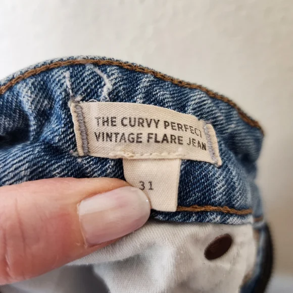Madewell Curvy Perfect Vintage Flare - Delavan Wash - Picture 6 of 9